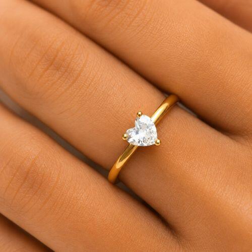 Anel Solit�rio Cora��o Zirc�nia Cristal Banhado a Ouro