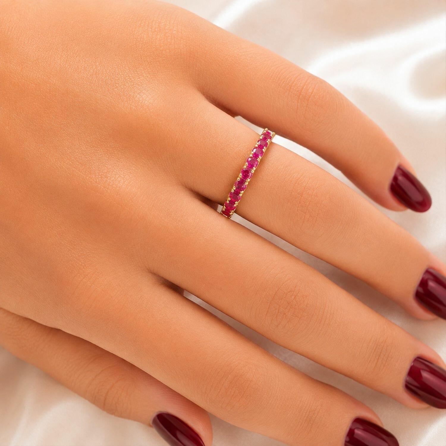 Anel Meia Aliança Zircônia Rosa Pink Banhado em Ouro 18K