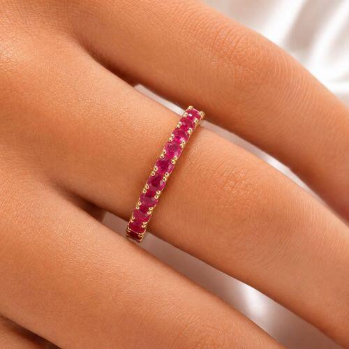 Anel Meia Alian�a Zirc�nia Rosa Pink Banhado em Ouro 18K