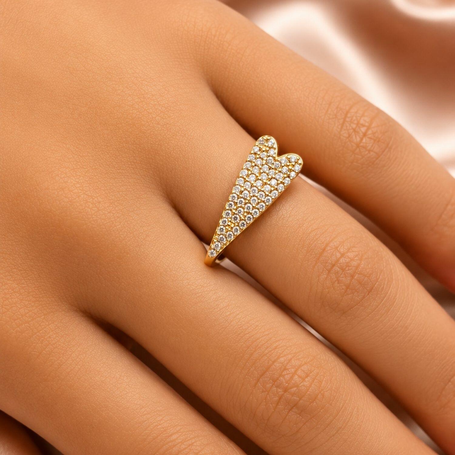 Anel Coração Longo Zircônia Cristal Banhado em Ouro 18K