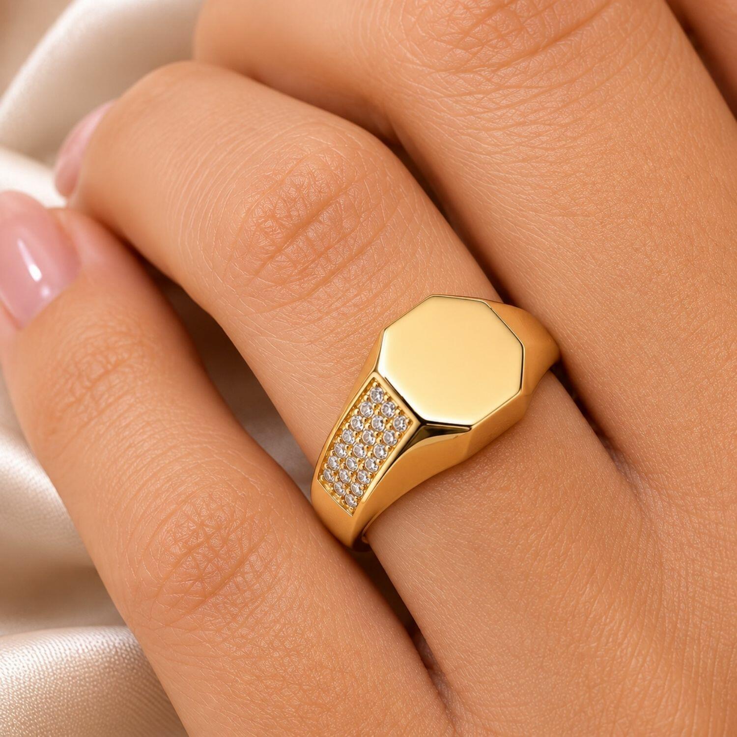 Anel Octógono Luxury Zircônia Cristal Banhado em Ouro 18K