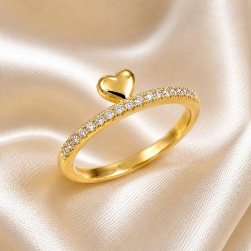 Anel Meia Aliança com Coração Liso Pequeno com Micro Zircônia Cristal Banhado em Ouro18k