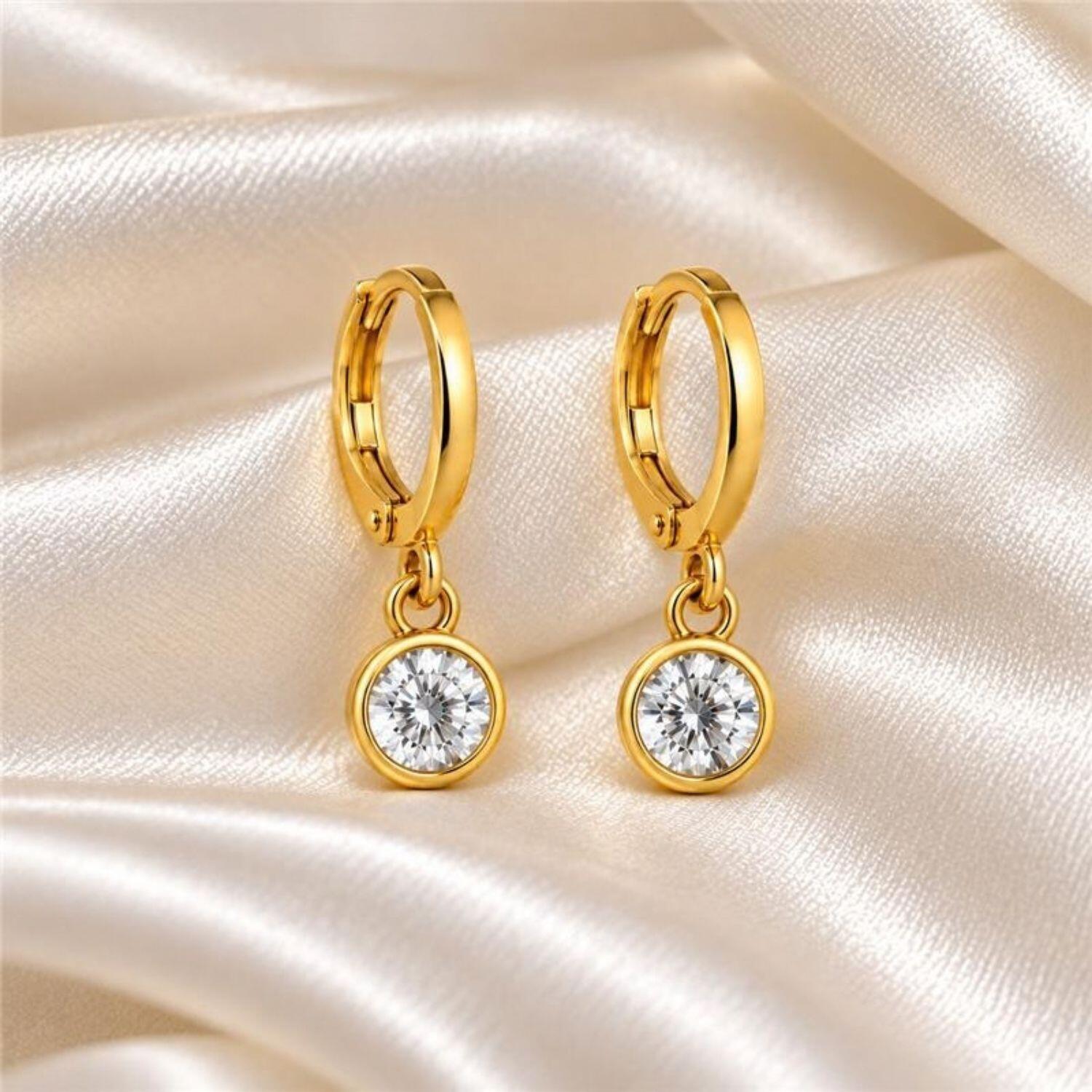 Brinco Argola Ponto de Luz Zircônia Cristal Banhado a Ouro