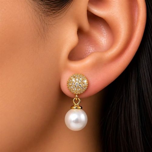 Brinco Meia Bola Micro Zirc�nia Cristal com P�rola Banhado a Ouro