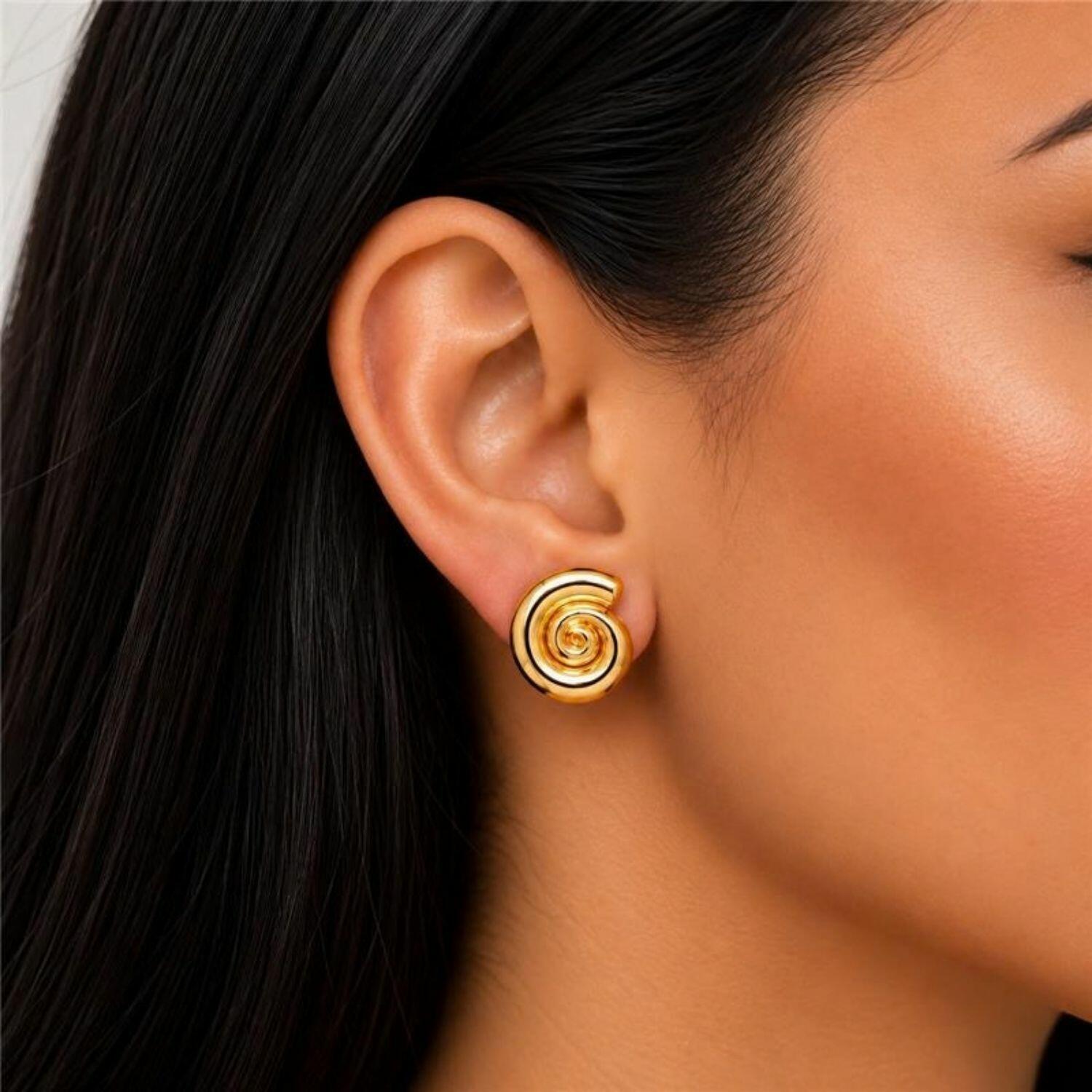 Brinco Formas Caracol Banhado a Ouro