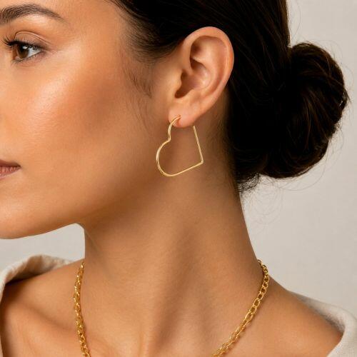 Brinco Argola Coração Vazado Banhado a Ouro