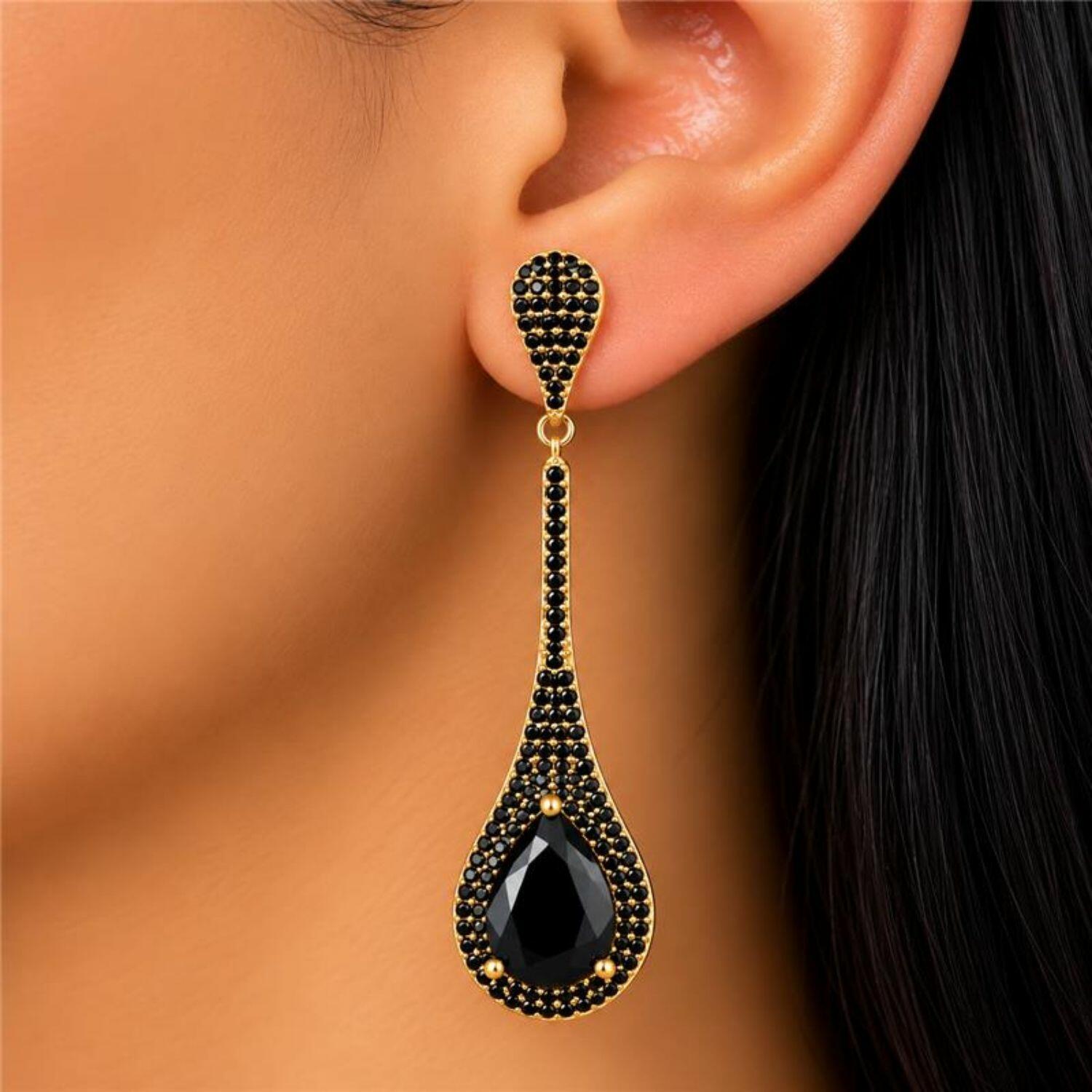 Brinco Gota Alongada Zircônia Negra Banhado a Ouro