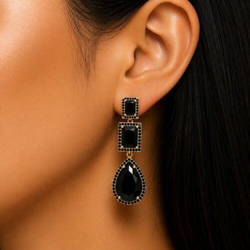 Brinco Luxury Zirc�nia Negra Banhado a Ouro