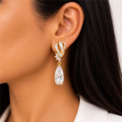 Brinco Luxury Gota Zircônia Baguette e Navete Cristal Banhado a Ouro 18K