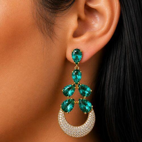 Brinco Luxury 6 Gotas Zirc�nia Turmalina e Cristal Banhado a Ouro 18K
