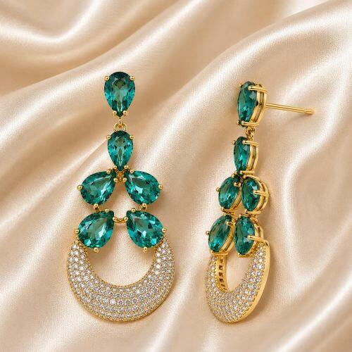 Brinco Luxury 6 Gotas Zirc�nia Turmalina e Cristal Banhado a Ouro 18K