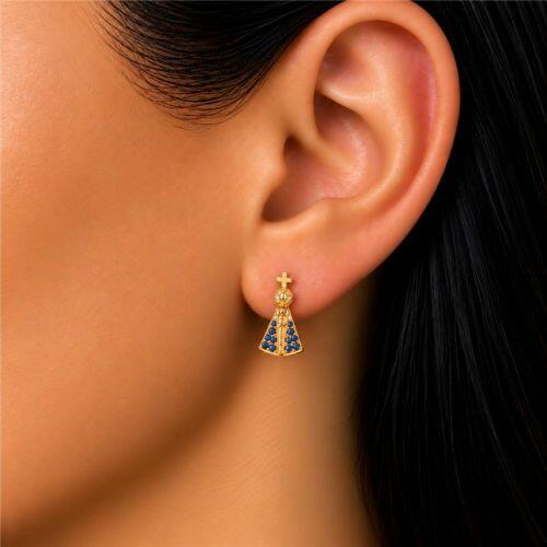 Brinco Mini Nossa Senhora Aparecida Micro Zircônia Azul Banhado a Ouro