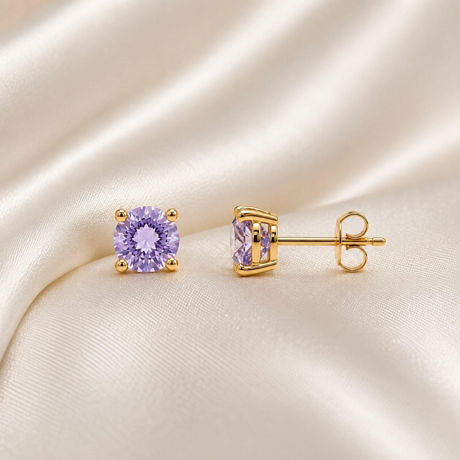 Brinco Ponto de Luz 0.5 cm Zircônia Ametista Banhado em Ouro 18k