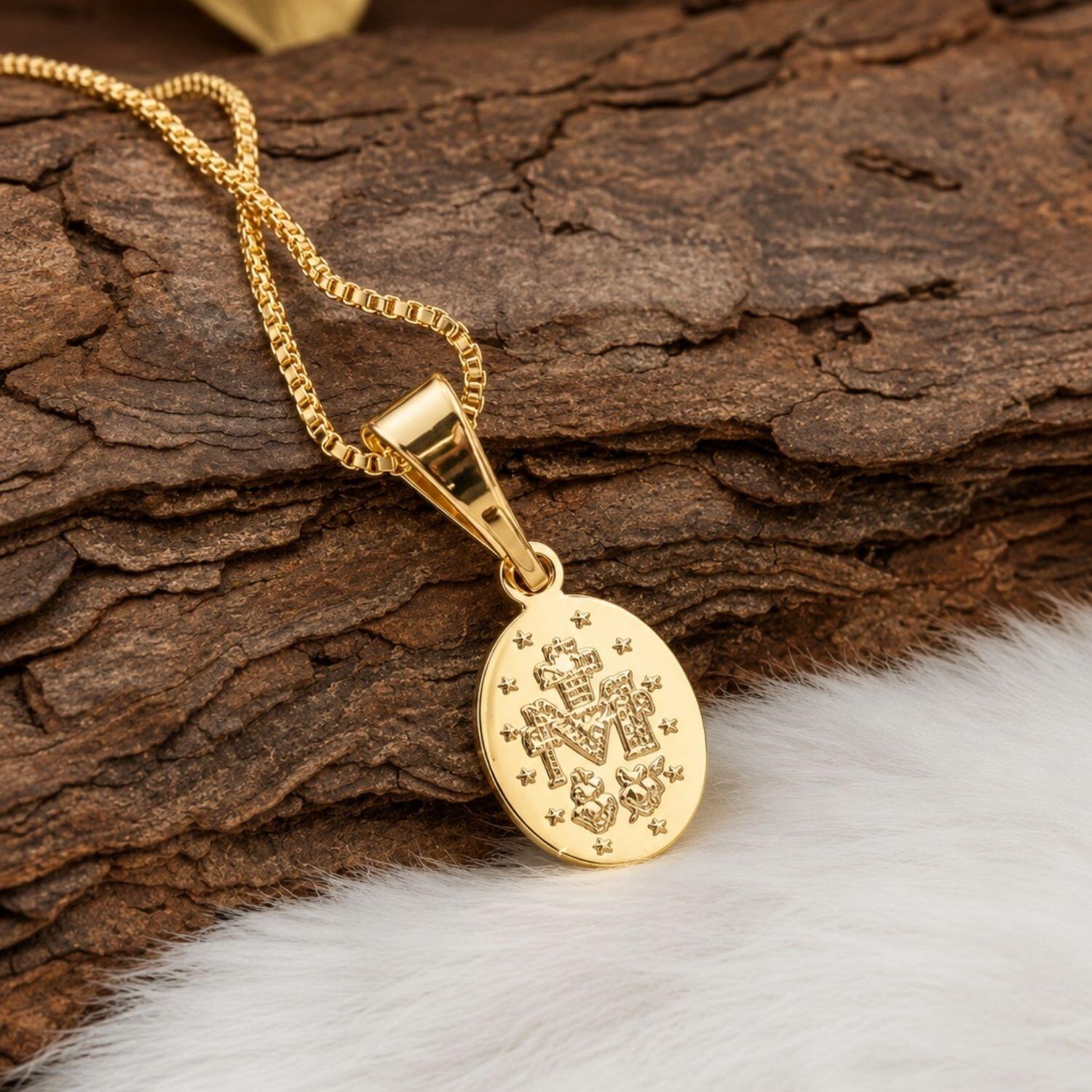 Choker Mini Nossa Senhora Milagrosa Banhado em Ouro 18k