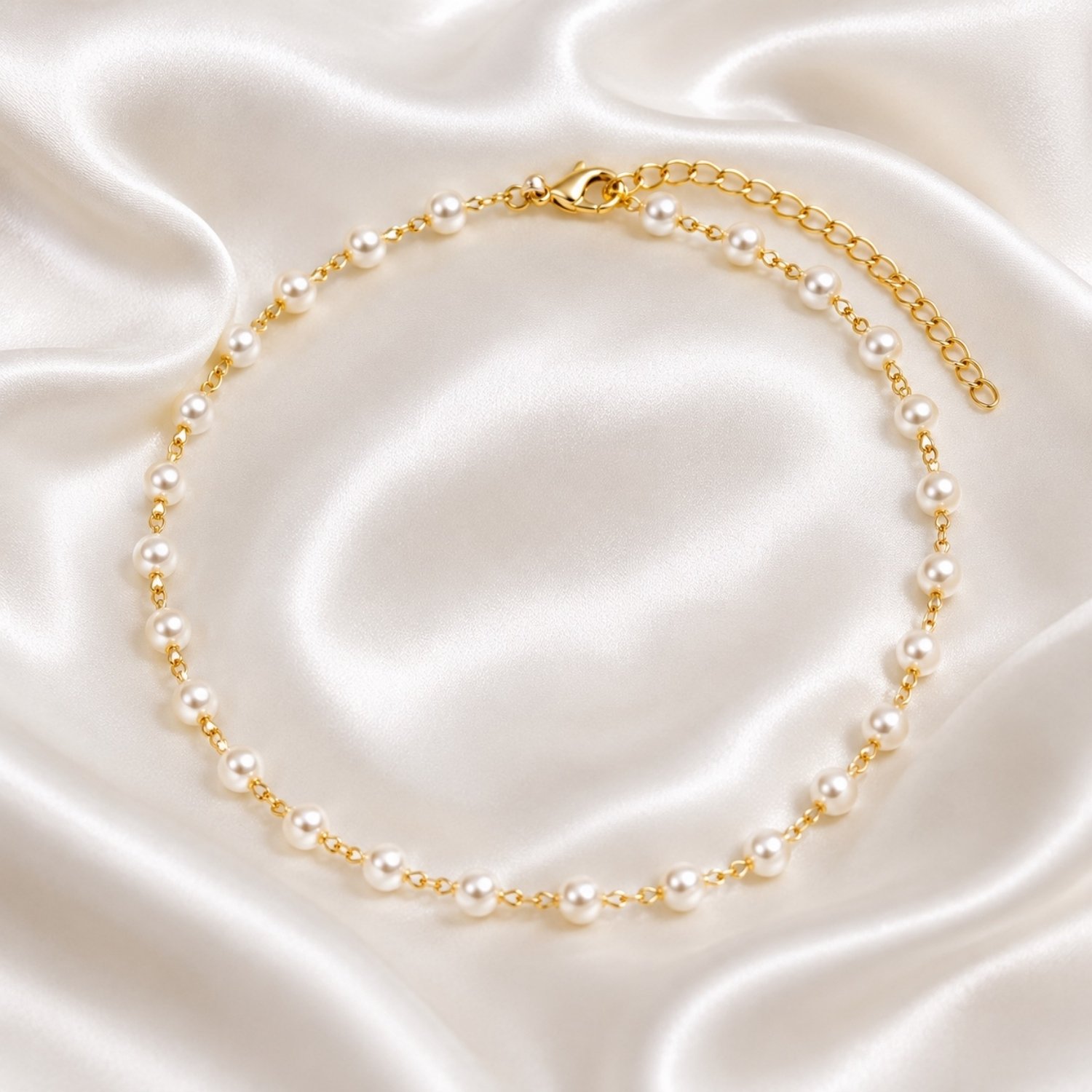 Choker Mini Bola em Pérola banhado a Ouro