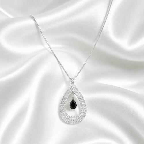 Colar Gota Vazada com 3 Fileiras e Gota Central Zircônia Negra Banhado a Prata
