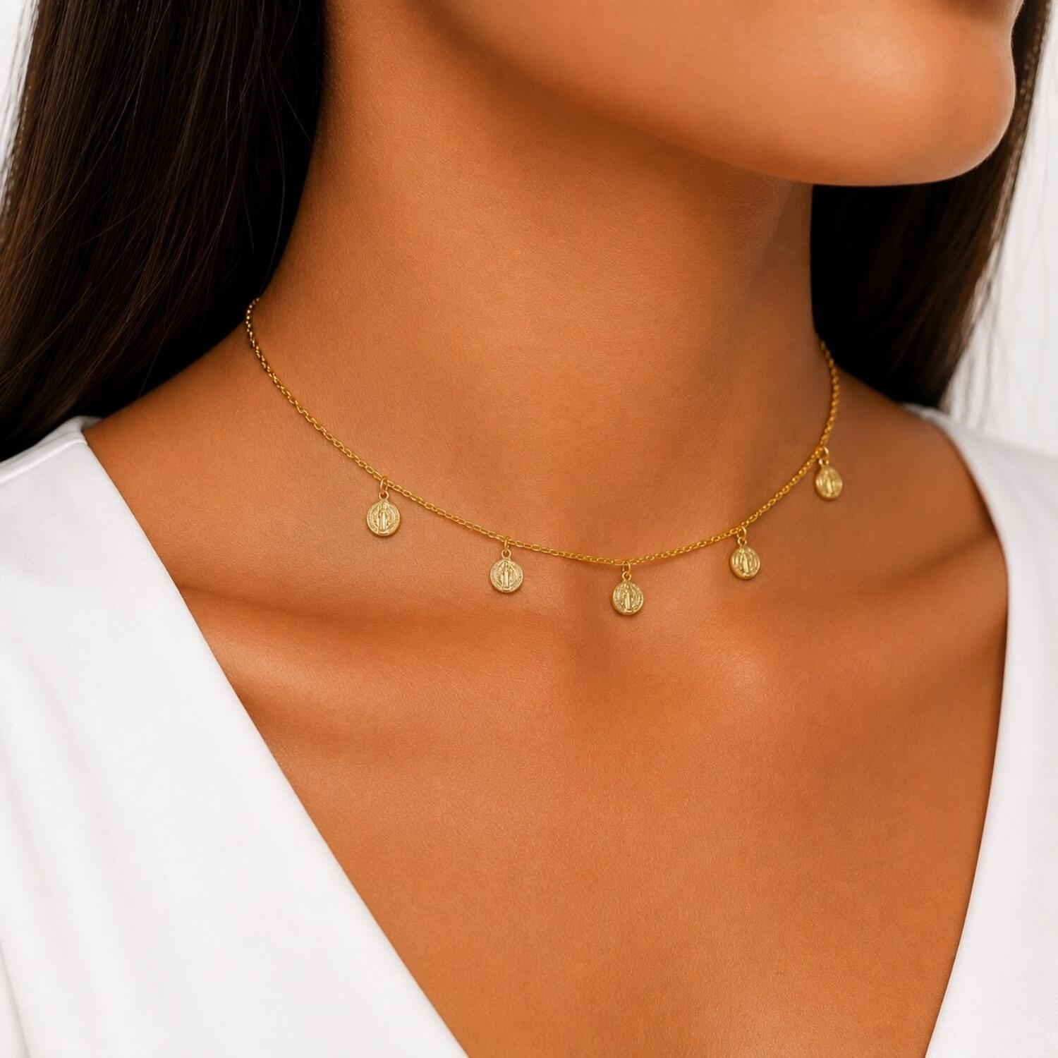 Choker Mini Elo com São Bento Banhado a Ouro