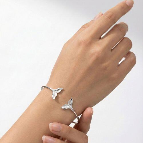 Bracelete Aberto Rabo de Baleia Banhado a Prata