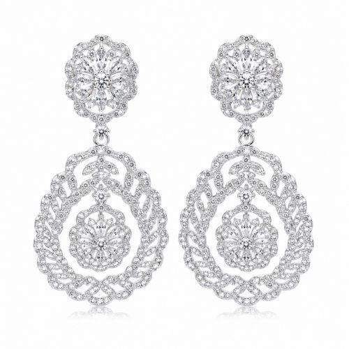 Brinco Luxury Flor com Gota Zircônia Cristal Banhado a Prata