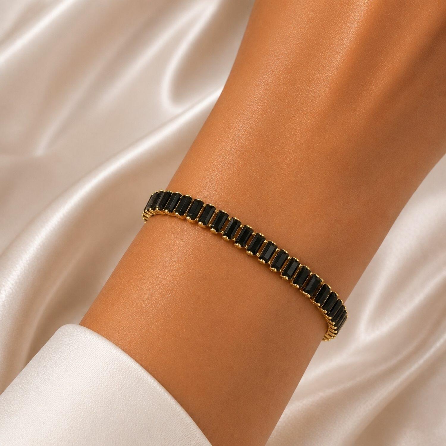 Pulseira Riviera Baguette Zircônia Negra Banhado a Ouro