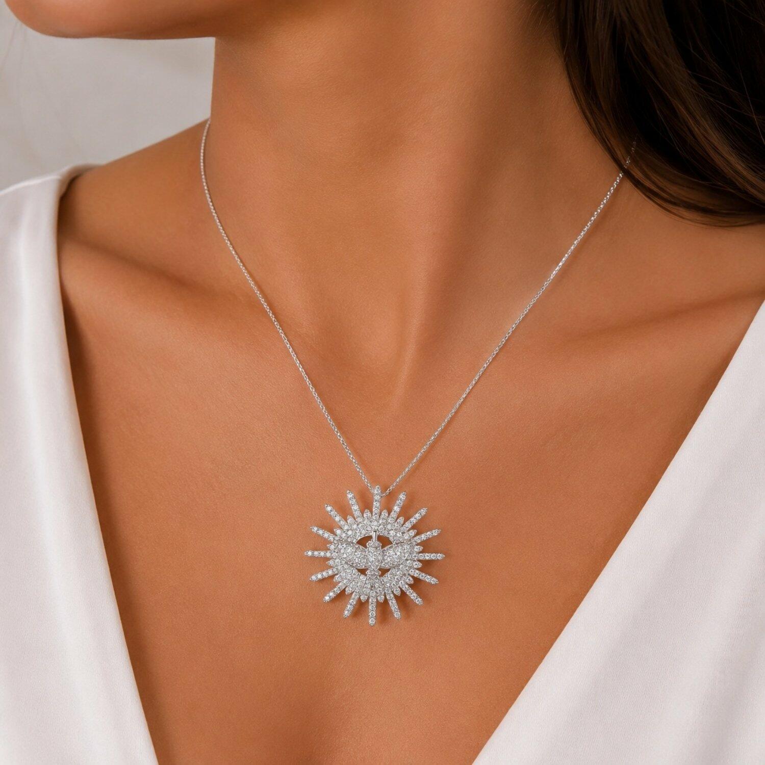 Colar Divino Espírito Santo Zircônia Cristal Banhado a Prata