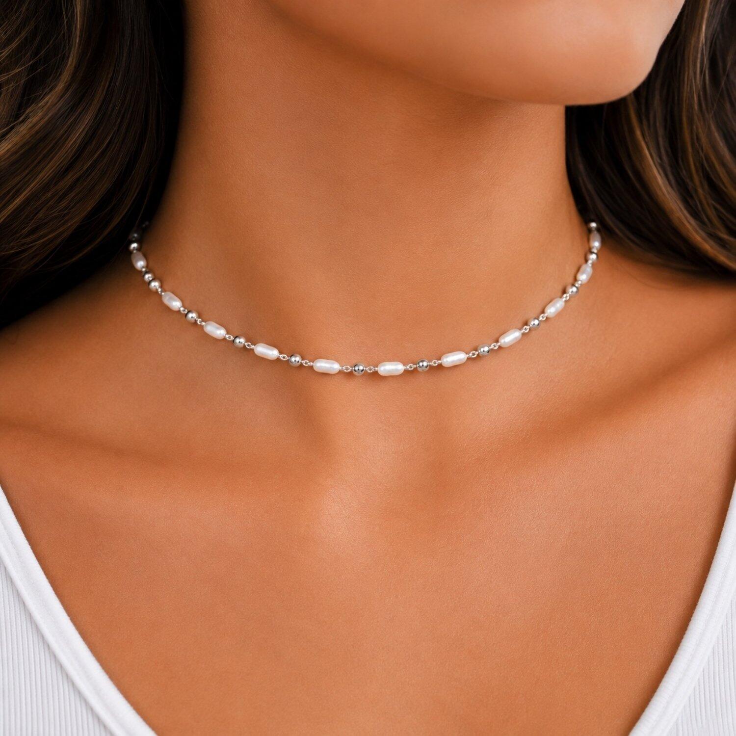 Choker Pérola com Bola Lisa Banhado a Prata
