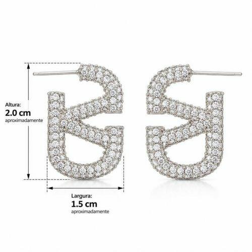 Brinco Retangular com V Micro Zircônia Cristal Banhado a Prata