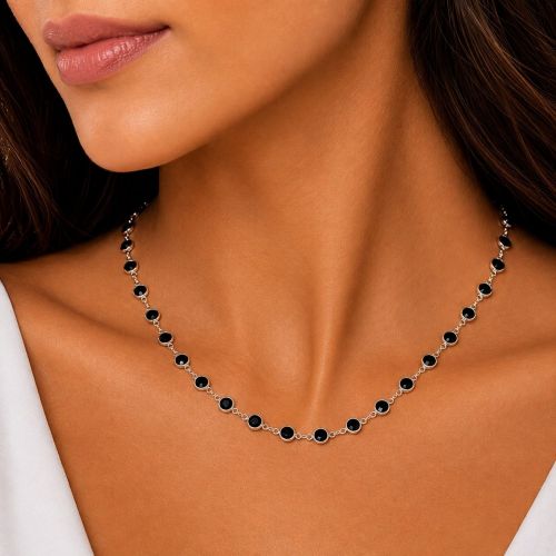 Colar Cristal Negro Redondo Banhado a Prata