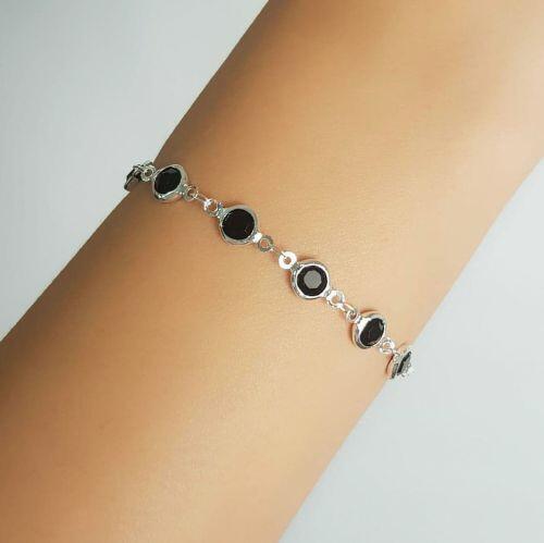 Pulseira Cristal Negra Redondo Banhado a Prata