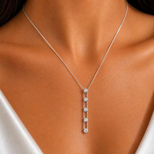 Colar Gravatinha com 5 Pontos de Luz Zirc�nia Cristal Banhado a Prata
