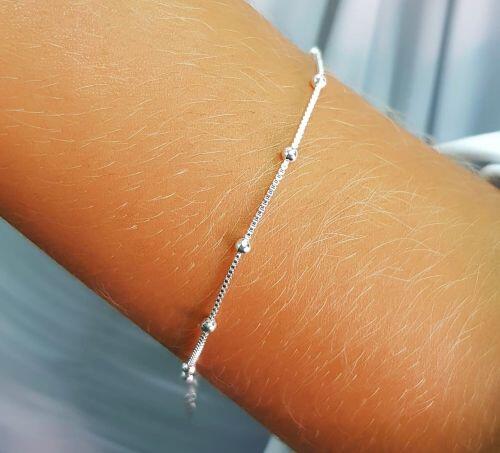 Pulseira Bolas Lisa Banhado a Prata