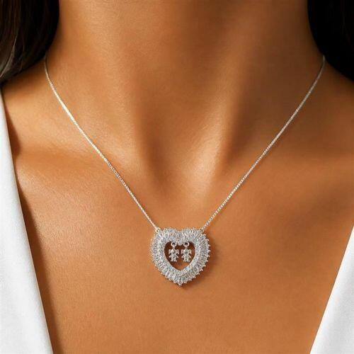 Colar Cora��o com 2 Meninas Zirc�nia Baguette Cristal Banhado a Prata