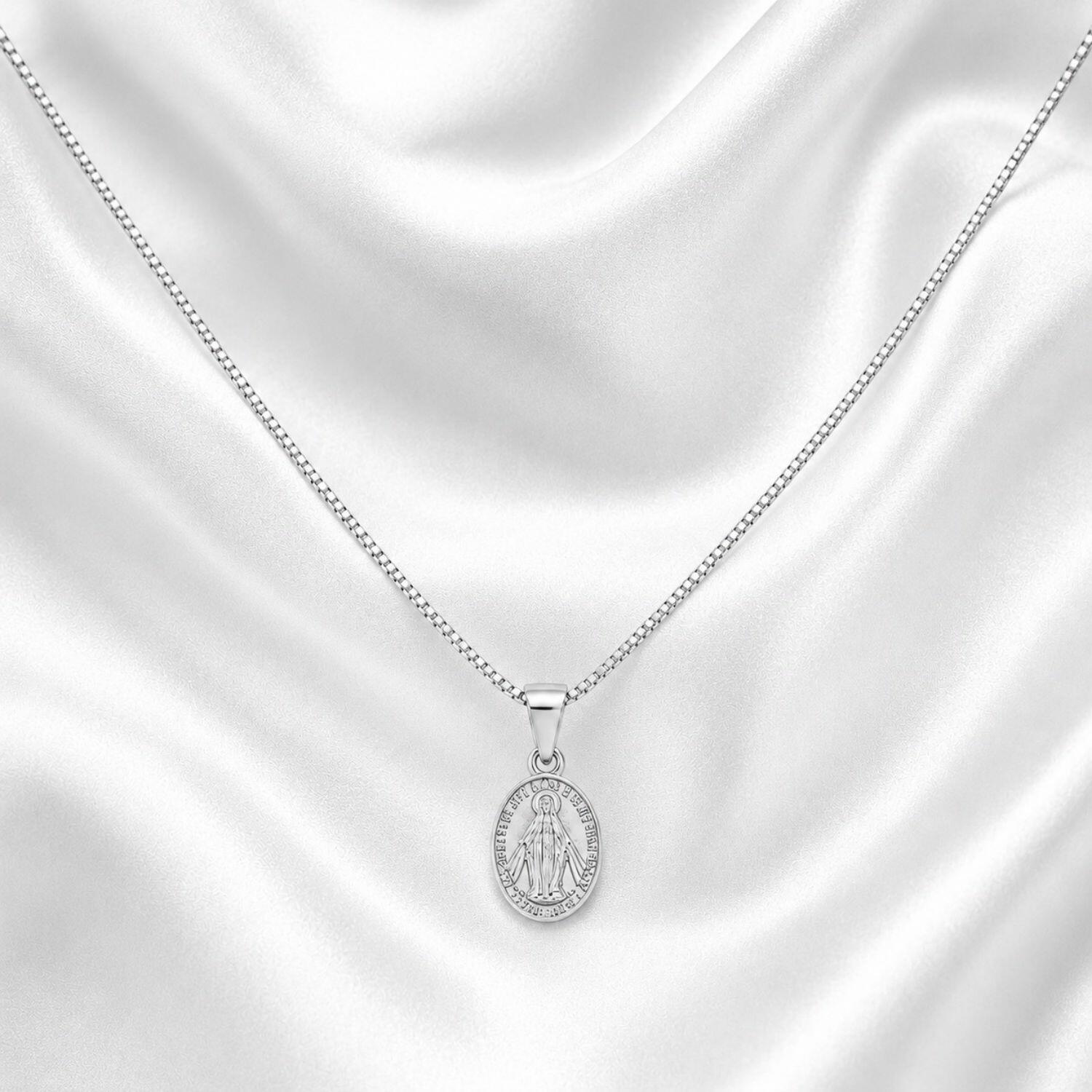 Choker Nossa Senhora Milagrosa Banhado a Prata
