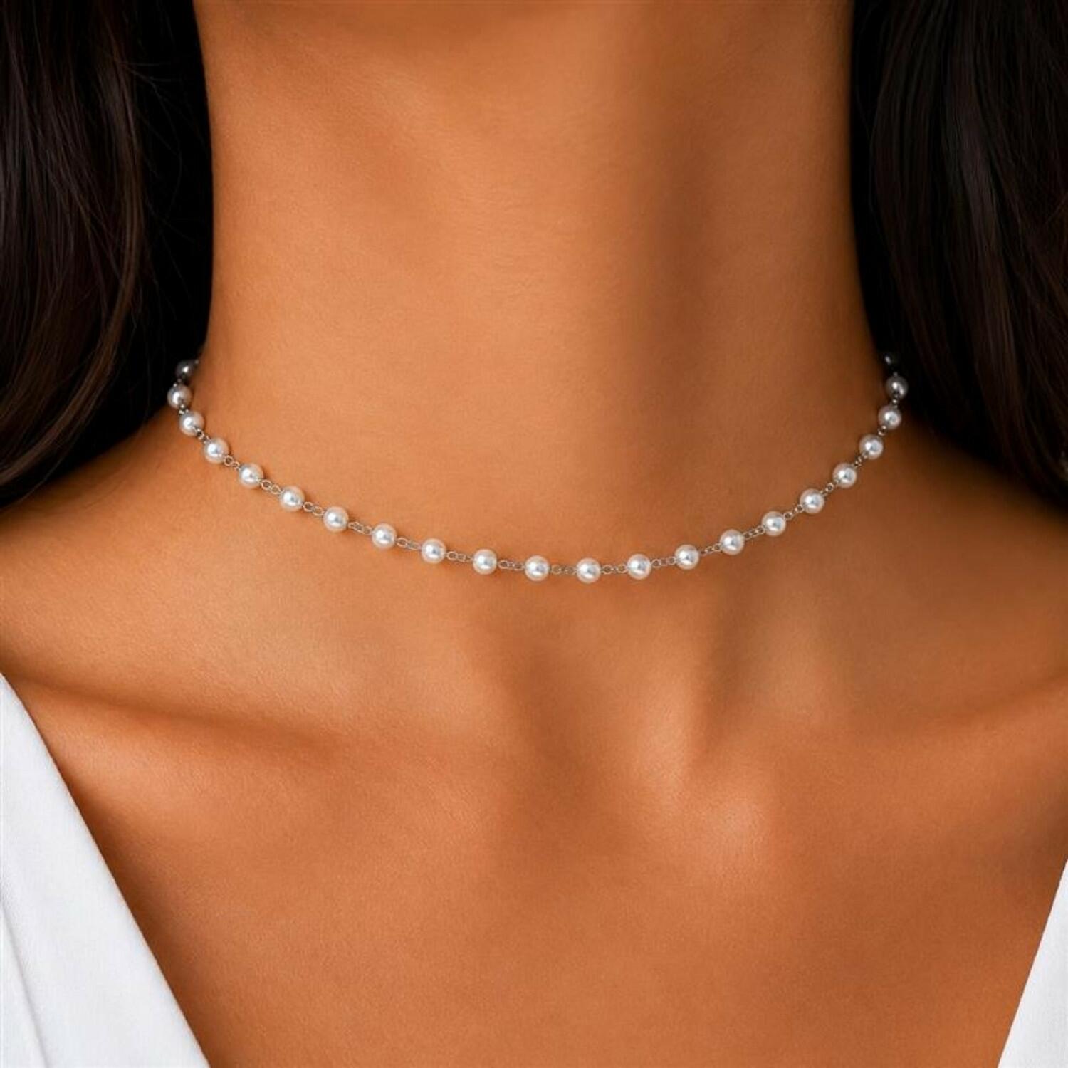 Choker Mini Bolinha em Pérola Banhado a Prata