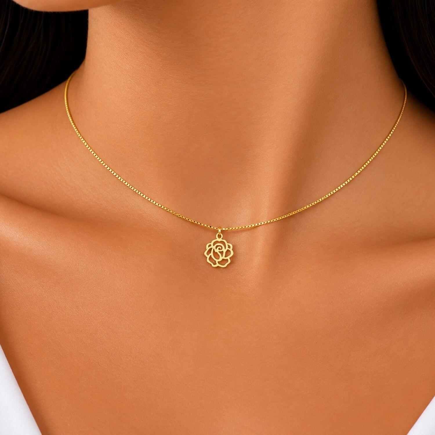 Choker Rosa Lisa Banhado em Ouro 18k