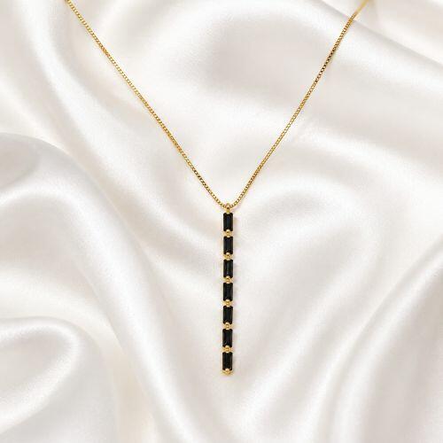 Colar Gravatinha Baguette Zircônia Negra Banhado a Ouro