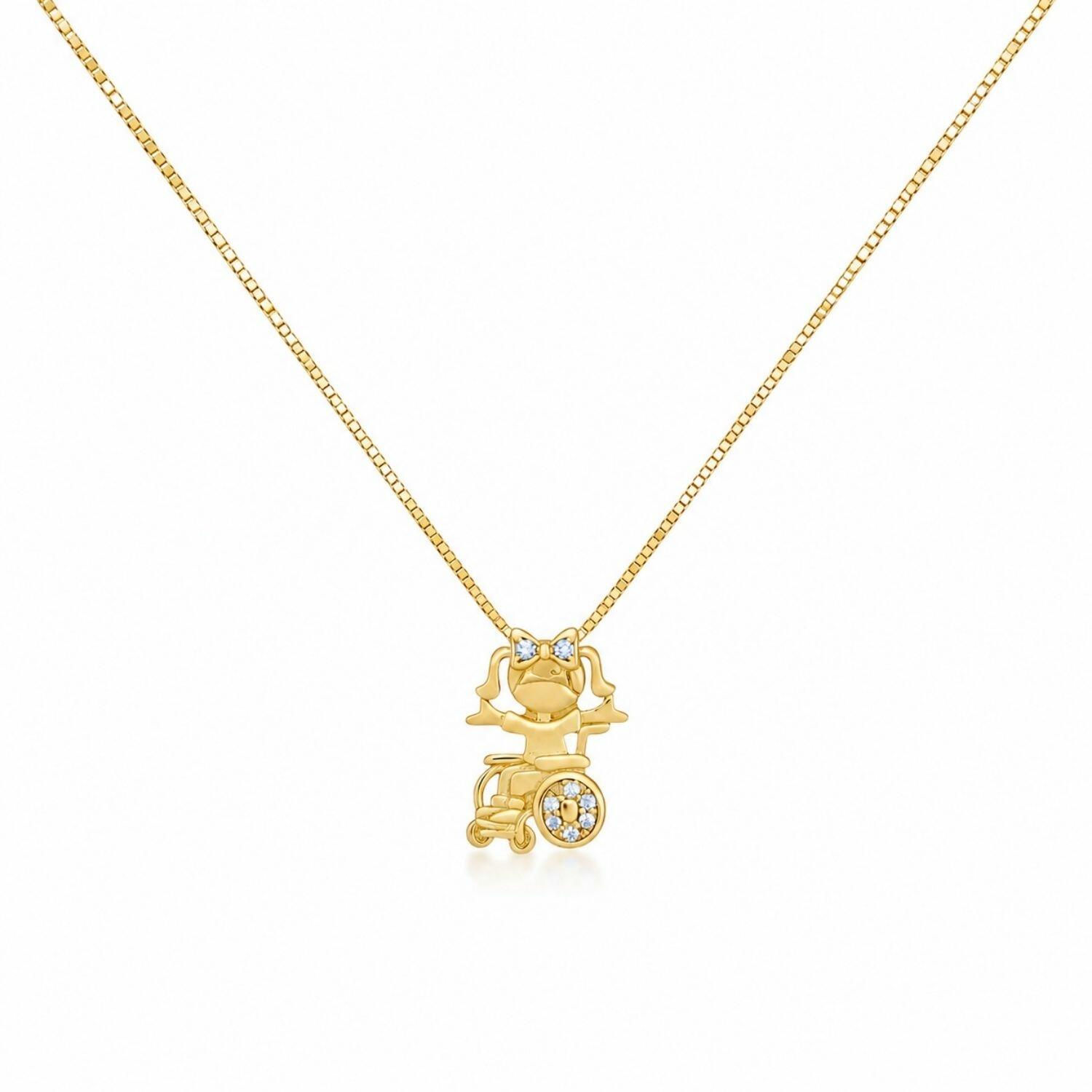 Colar Menina Cadeirante com Zircônia Cristal Banhado em Ouro 18K