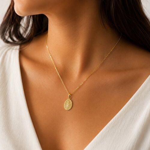 Colar Medalha Nossa Senhora Milagrosa com Detalhes Banhado a Ouro