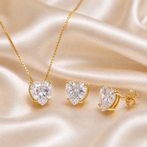 Conjunto Coração Zircônia Cristal Banhado em Ouro18k