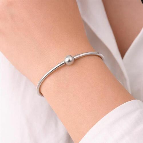 Bracelete Fechado Berloque A�o Inox