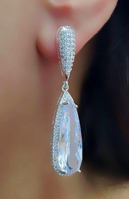 Brinco Luxury Gota Zircônia Cristal Banhado a Prata
