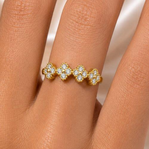 Anel 4 Flores Zirc�nia Cristal Banhado a Ouro