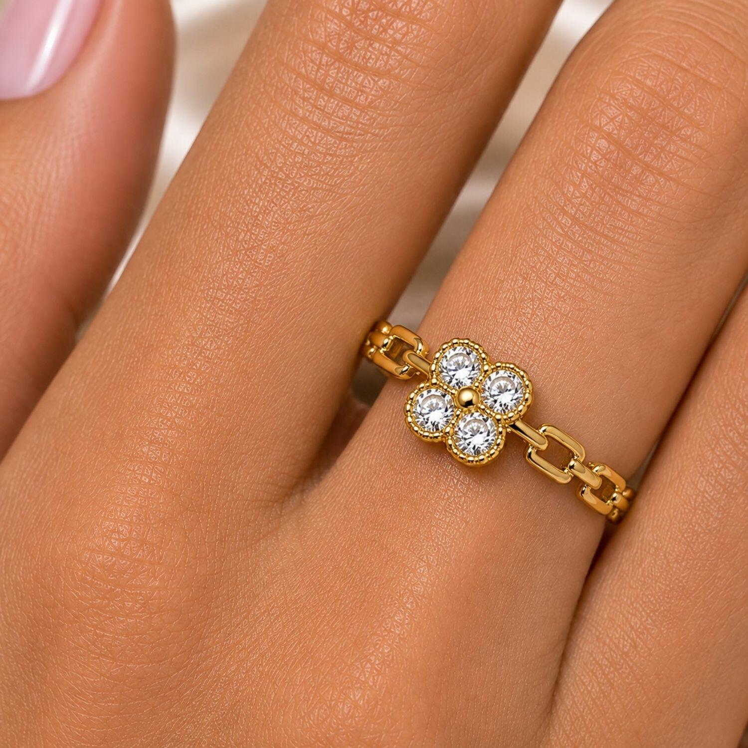 Anel Elos com Flor 4 Pétalas Zircônia Cristal Banhado a Ouro