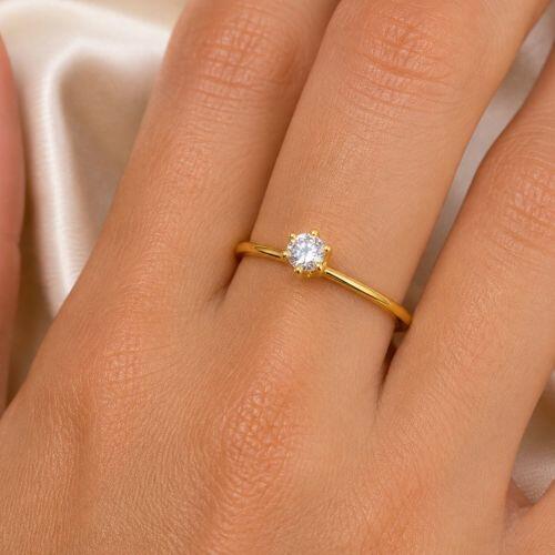 Anel Solit�rio Moissanite Banhado a Ouro
