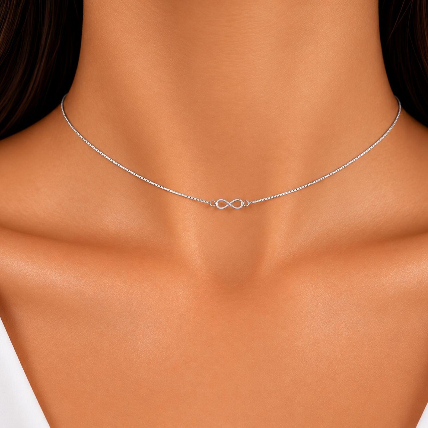 Choker Símbolo do Infinito Banhado a Prata