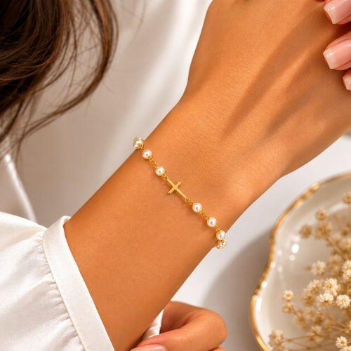Pulseira Pérola com Cruz Banhado a Ouro