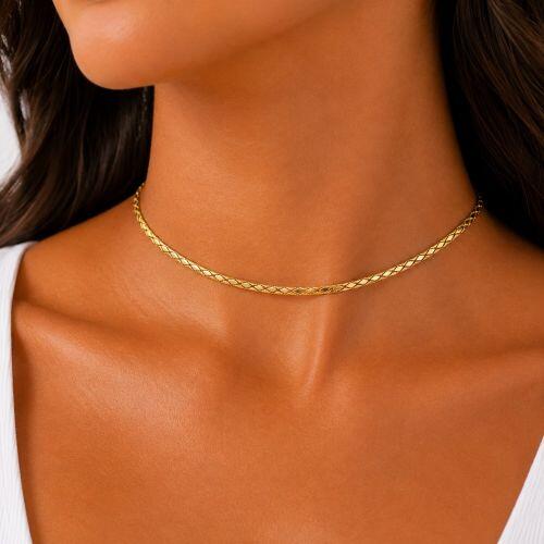 Choker Laminada com Detalhes Banhado a Ouro