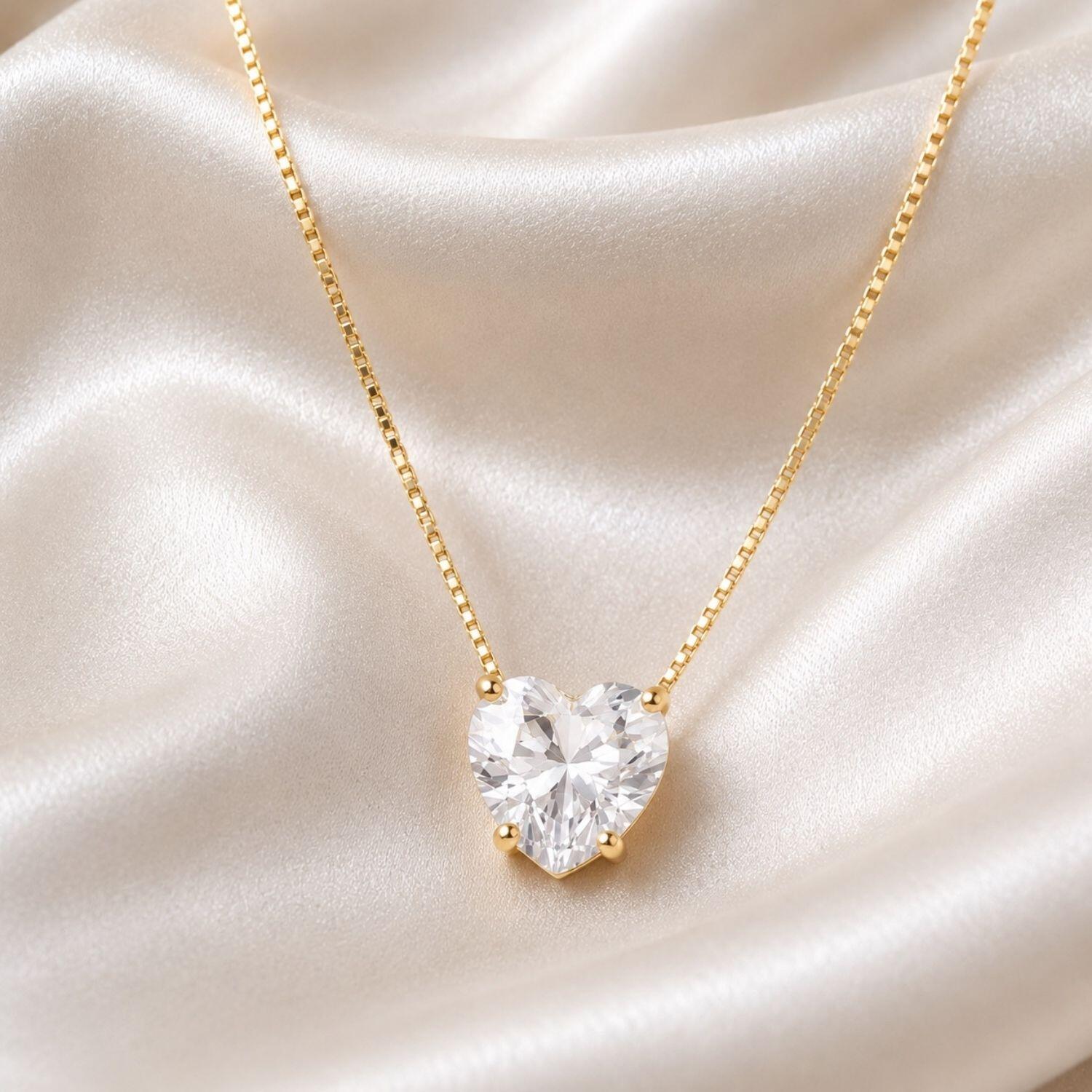 Colar Coração Zircônia Cristal Banhado a Ouro