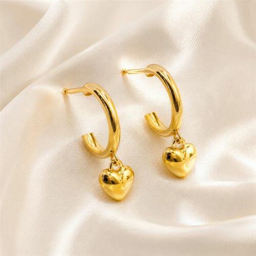 Brinco Argola Meia Cana 1.5 cm com Coração Liso Banhado em Ouro 18k