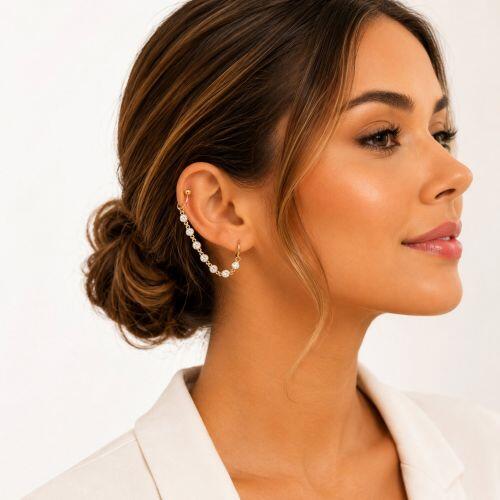 Brinco Ear Line Ponto de Luz com Piercing Fake Banhado a Ouro